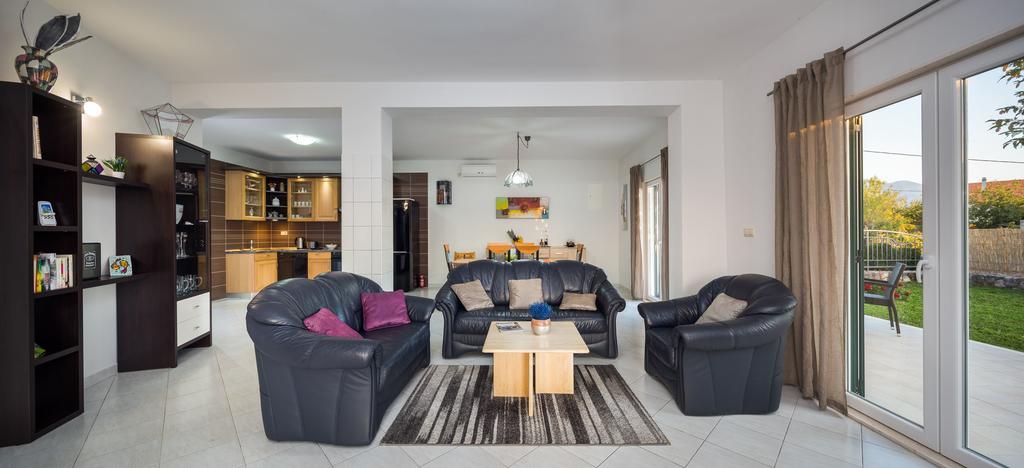 Villa Mery Šestanovac 外观 照片